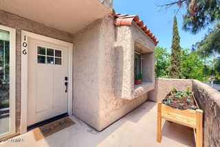 7316 N VIA CAMELLO DEL NORTE -- 106, Scottsdale, AZ 85258