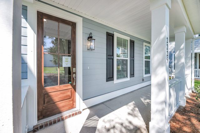 1122 Burkets Bend Lane, Charleston, SC 29492
