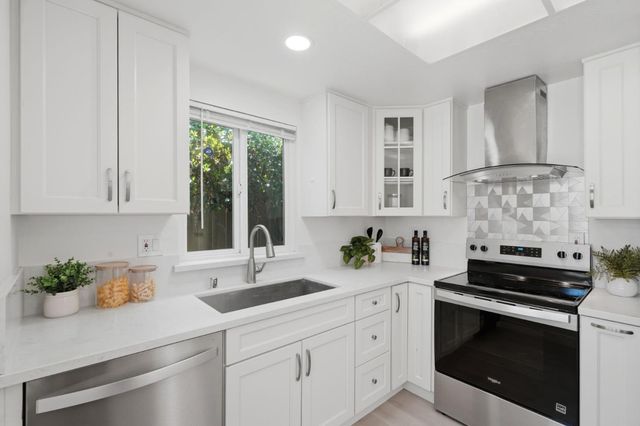5668 Sunflower Lane, San Jose, CA 95118