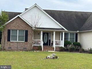 135 W NIGHTINGALE DR, Milford, DE 19963