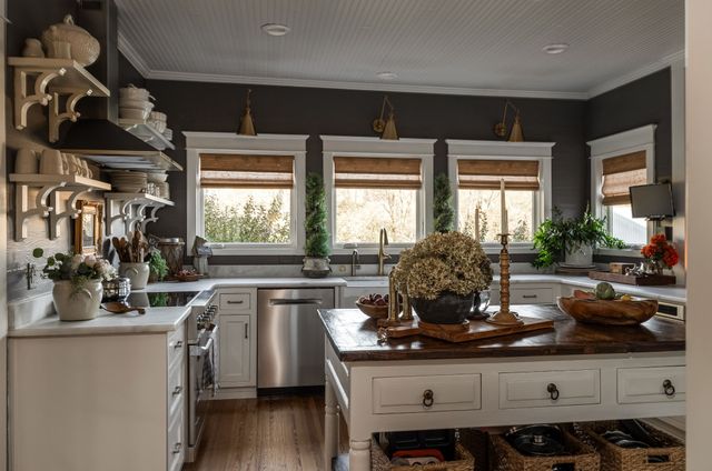 6537 Arno College Grove Rd, College Grove, TN 37046