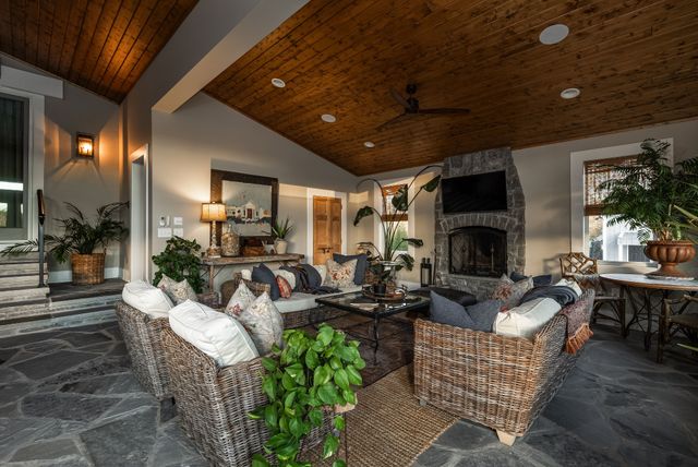 6537 Arno College Grove Rd, College Grove, TN 37046