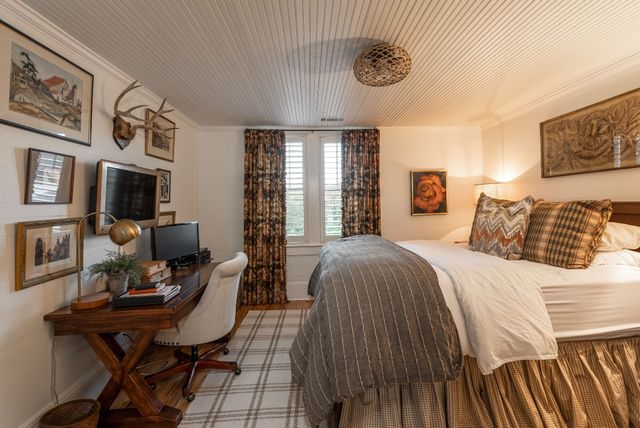 6537 Arno College Grove Rd, College Grove, TN 37046