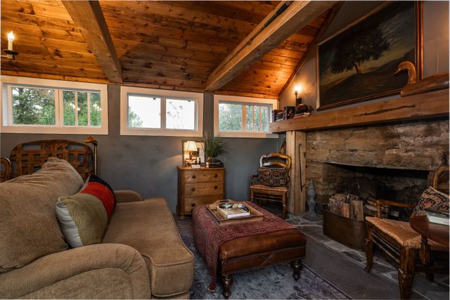 6537 Arno College Grove Rd, College Grove, TN 37046