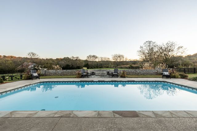 6537 Arno College Grove Rd, College Grove, TN 37046