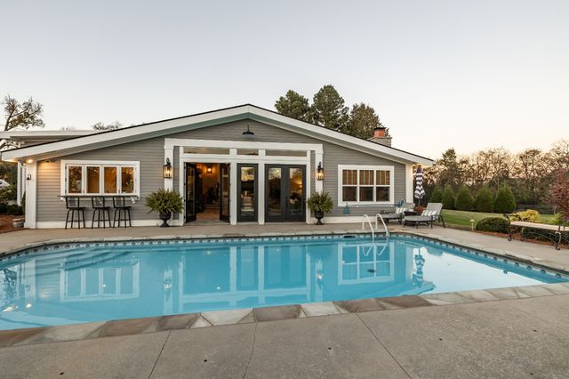 6537 Arno College Grove Rd, College Grove, TN 37046