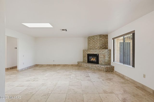 1225 N Abrego Drive, Green Valley, AZ 85614