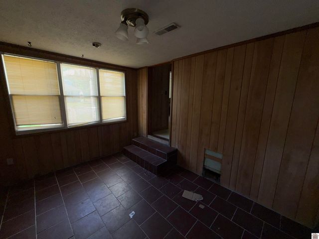 1332 N. 13th Street, Paducah, KY 42001