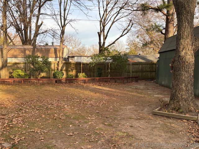 718 Marlena Lane, Ardmore, OK 73401