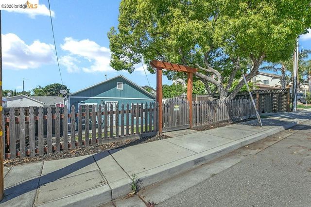 180 Hill Ave, Oakley, CA 94561