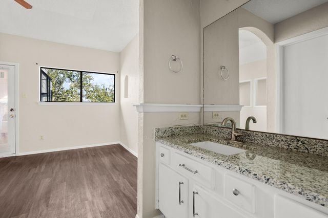 6726 Lancret DR A, Austin, TX 78745