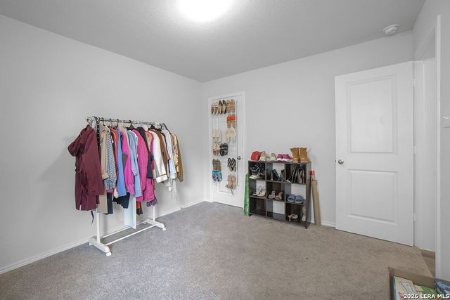 8135 Falcon Meadow, Converse, TX 78109