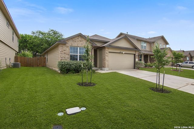 8135 Falcon Meadow, Converse, TX 78109