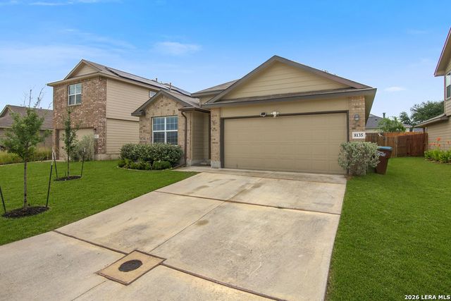 8135 Falcon Meadow, Converse, TX 78109