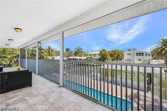 3 Pepita ST, Fort Myers Beach, FL 33931
