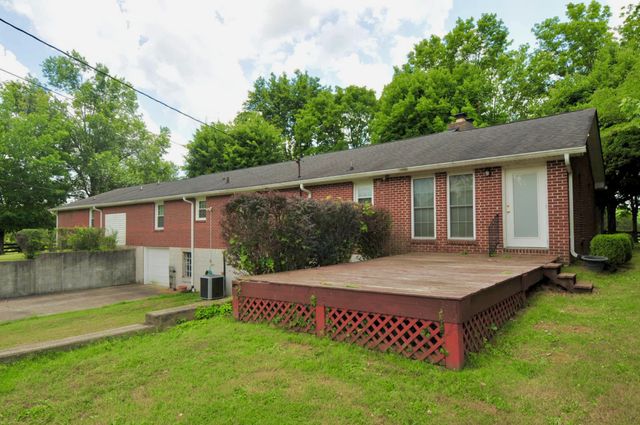 6881 Glidewell Rd, Cross Plains, TN 37049
