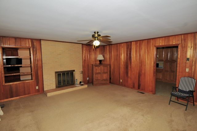 6881 Glidewell Rd, Cross Plains, TN 37049
