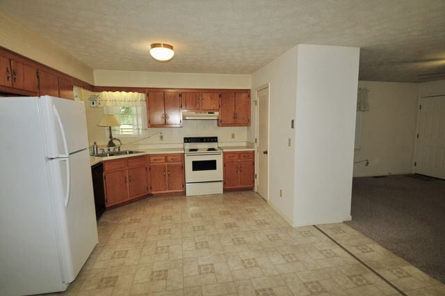 6881 Glidewell Rd, Cross Plains, TN 37049