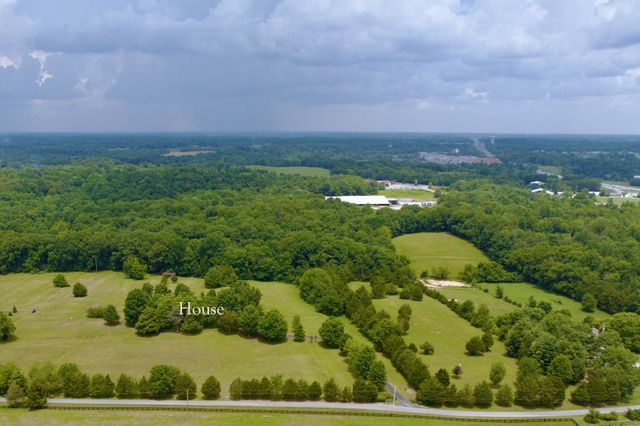 6881 Glidewell Rd, Cross Plains, TN 37049