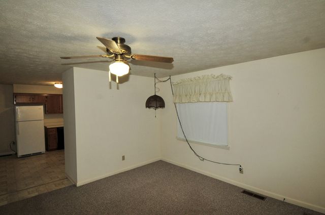 6881 Glidewell Rd, Cross Plains, TN 37049