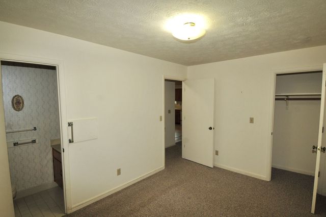 6881 Glidewell Rd, Cross Plains, TN 37049