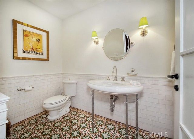 1131 Emerald Bay, Laguna Beach, CA 92651