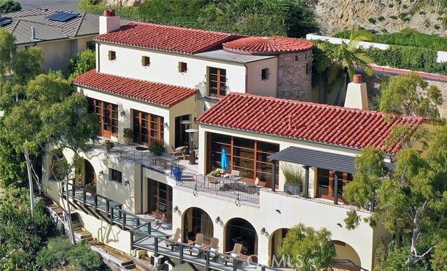 1131 Emerald Bay, Laguna Beach, CA 92651