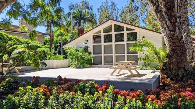 1131 Emerald Bay, Laguna Beach, CA 92651