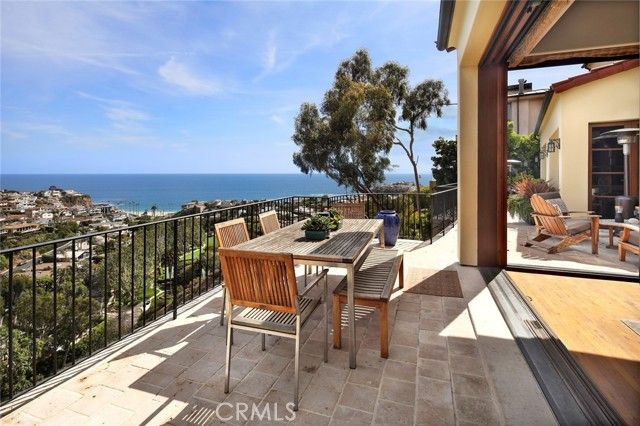 1131 Emerald Bay, Laguna Beach, CA 92651