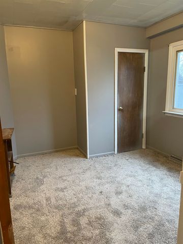 242 S East Street, Vassar, MI 48768