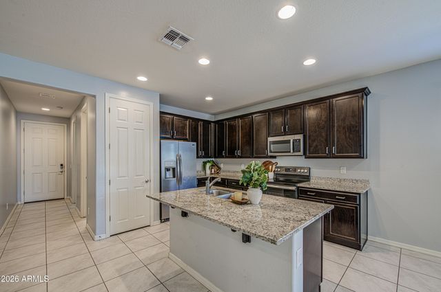 3223 W MINTON Street, Phoenix, AZ 85041