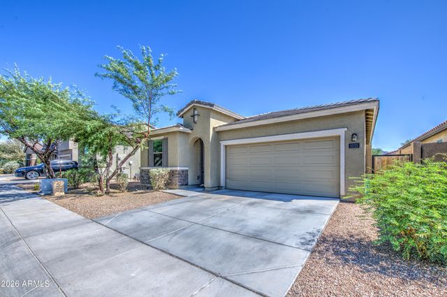 3223 W MINTON Street, Phoenix, AZ 85041
