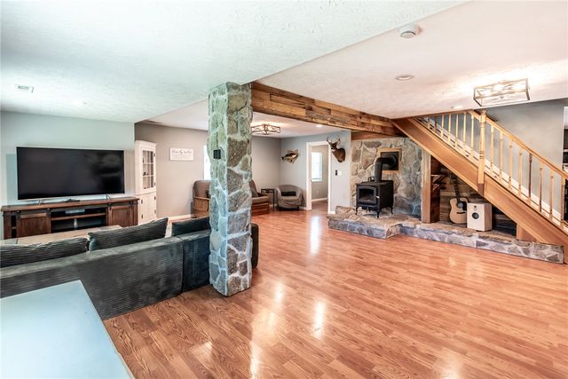 6075 Marathon Edenton Road, Blanchester, OH 45107