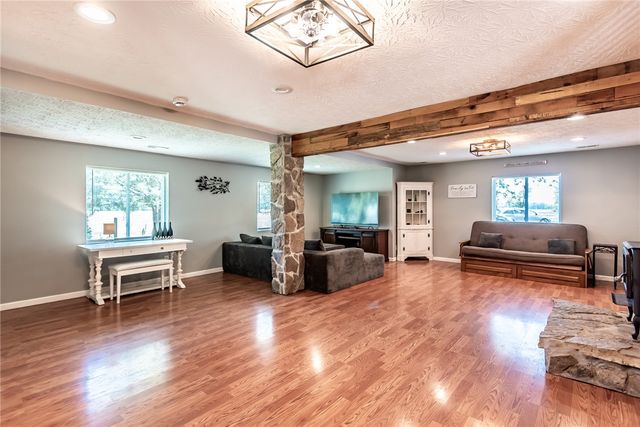 6075 Marathon Edenton Road, Blanchester, OH 45107