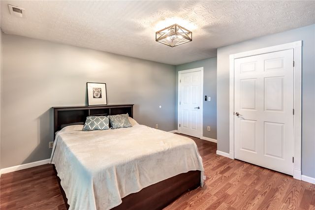 6075 Marathon Edenton Road, Blanchester, OH 45107