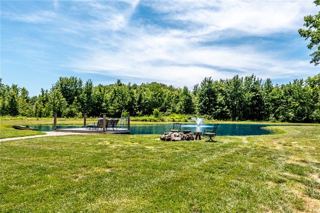 6075 Marathon Edenton Road, Blanchester, OH 45107