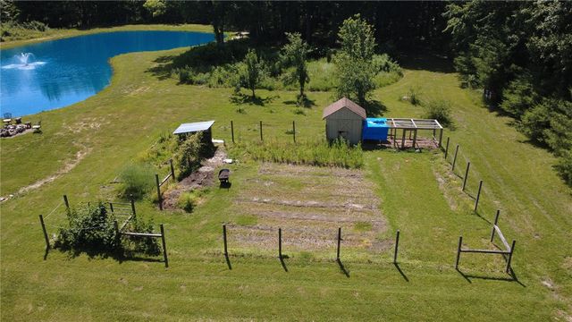 6075 Marathon Edenton Road, Blanchester, OH 45107