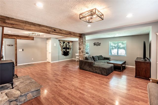 6075 Marathon Edenton Road, Blanchester, OH 45107