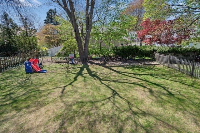 223 Beverly Road, Worcester, MA 01605