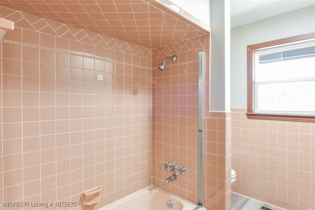 1103 Waldron Road 1103 Waldron Road