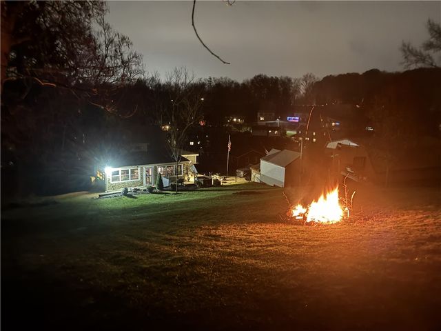 5551 CLAYTONIA DRIVE, Bethel Park, PA 15102