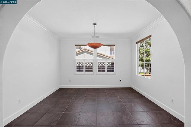 5210 S Montecito Dr, Concord, CA 94521