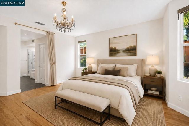 5210 S Montecito Dr, Concord, CA 94521