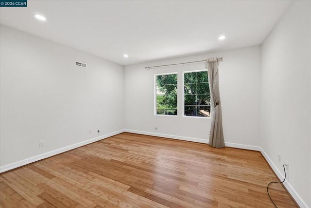 5210 S Montecito Dr, Concord, CA 94521