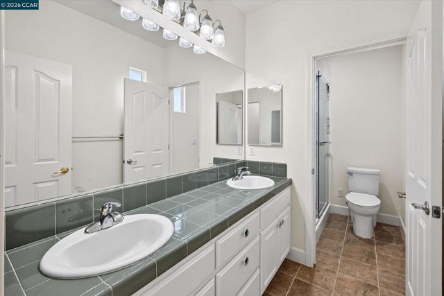 5210 S Montecito Dr, Concord, CA 94521