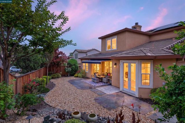 5210 S Montecito Dr, Concord, CA 94521