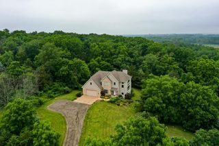N9471 County Road F, Portage, WI 53901