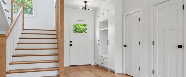 135 Hartman Rd, Newton, MA 02459