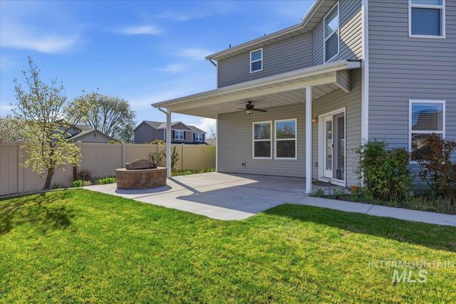 1406 W Crystal Falls Ave, Nampa, ID 83651