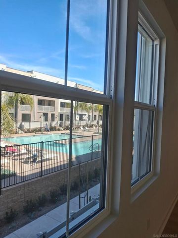 2518 Delphinium Ln, Carlsbad, CA 92008